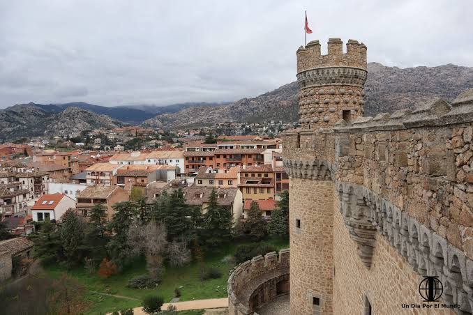 Castillo y vista de Manzanares el Real